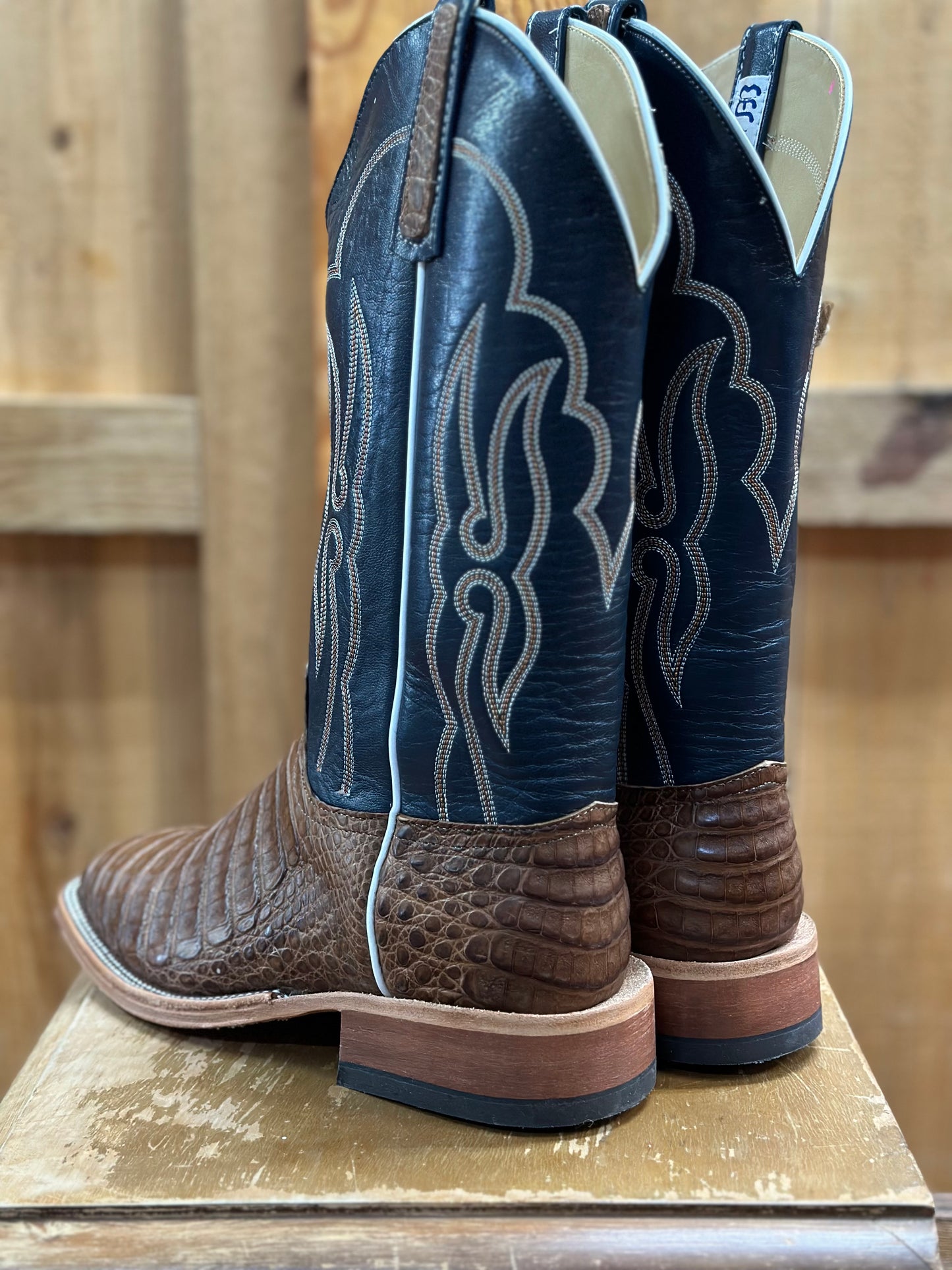 AB POST OAK CAIMAN BELLY