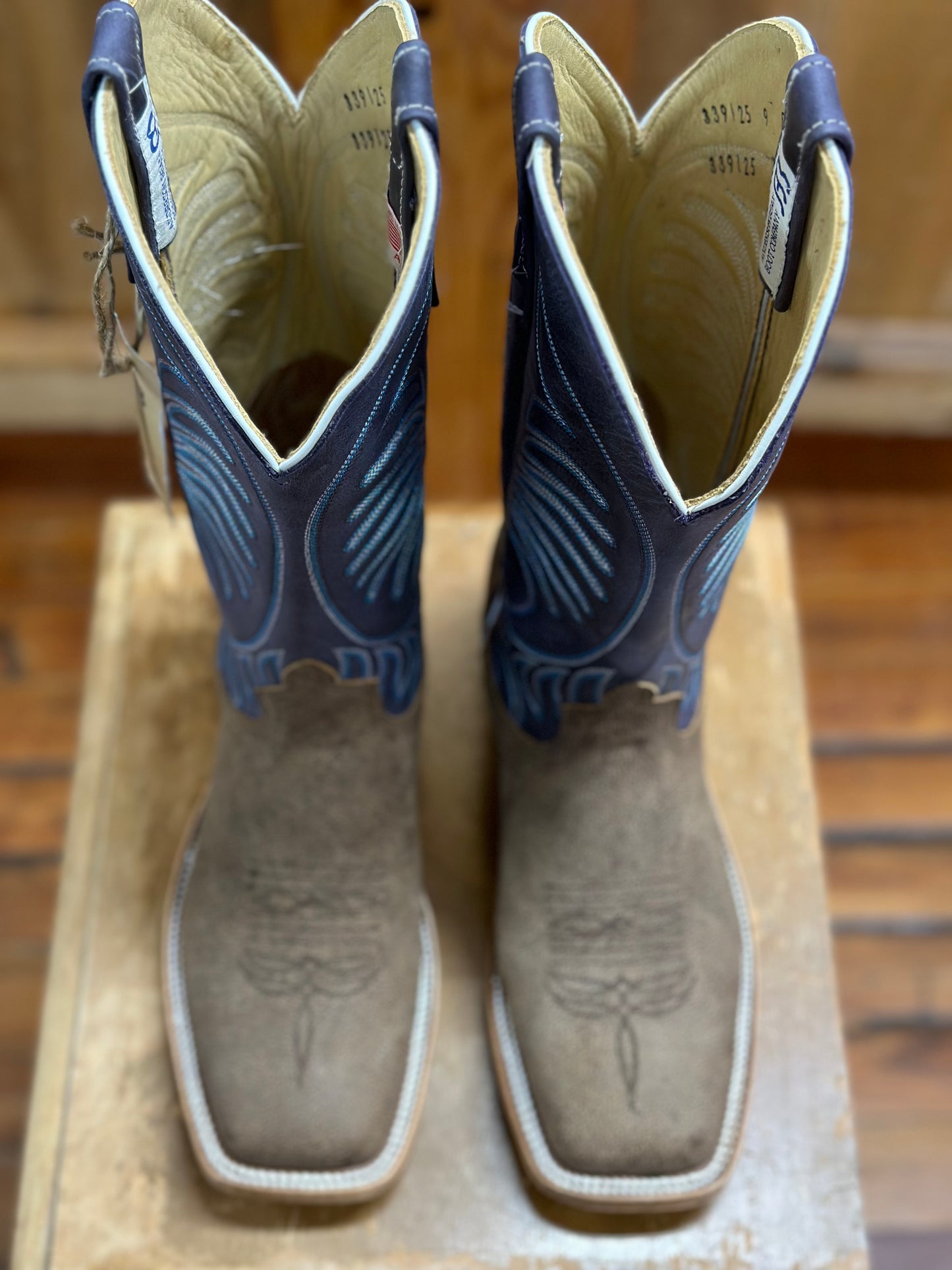 339125 EASTWOOD CAMEL