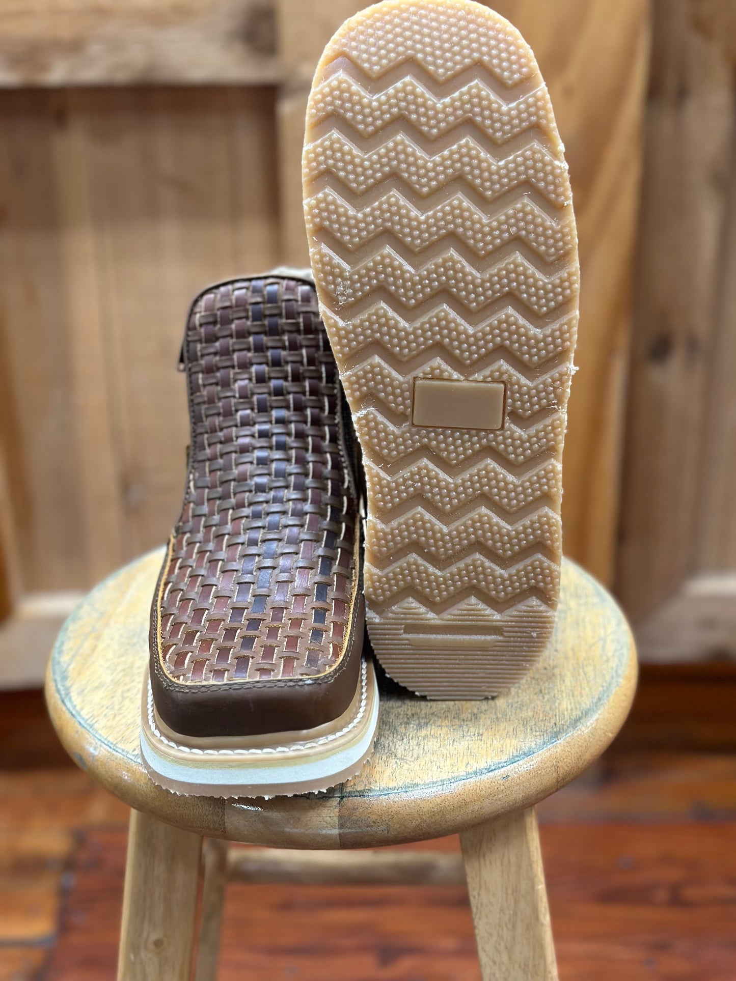 BASKET WEAVE SHOE