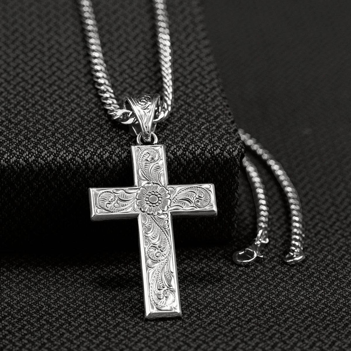 CHAIN NECKLACE 32106
