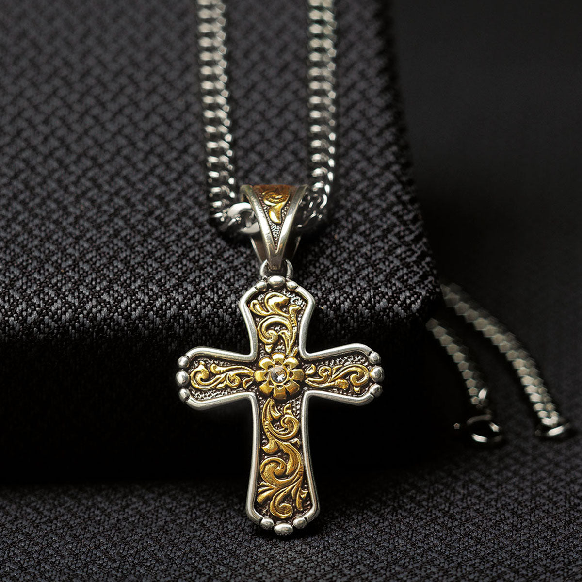 TWISTER MENS NECKLACE 32120